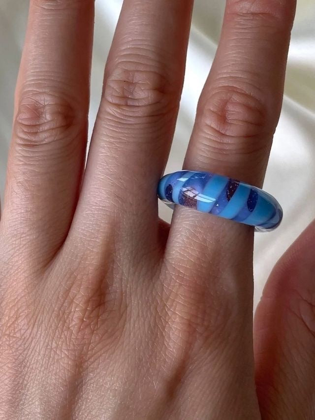 Spiral Glass Ring in Periwinkle