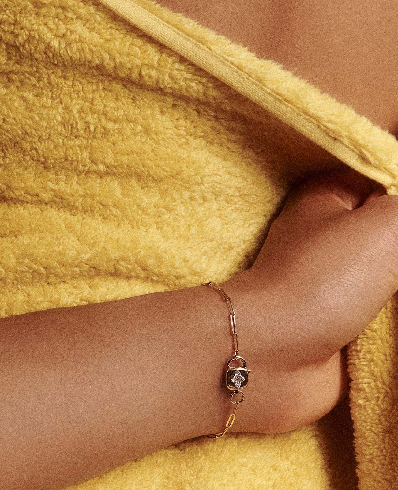 LOUIS Lock Bracelet