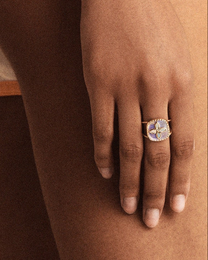 BOWIE Moonstone Ring