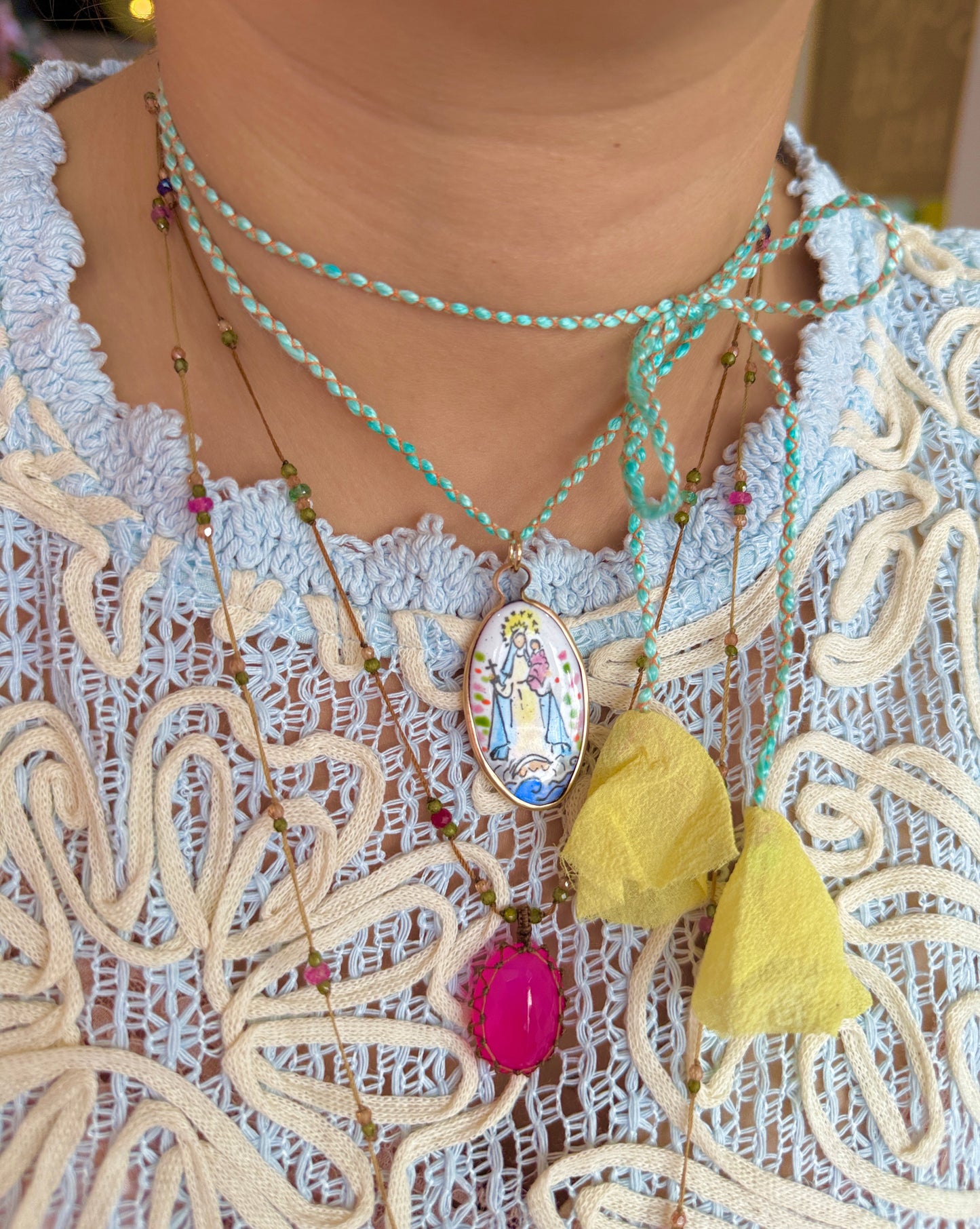 La Virgen Maria Enamel Pendant